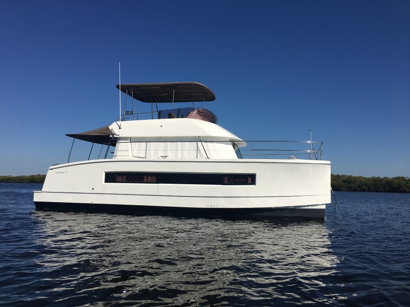 2017 Fountaine Pajot MY 37:LOMO Located in Marco Island